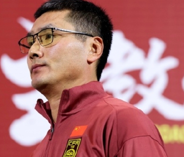 赛事直播-邵佳一结束首期集训：3场狂轰6球保持不败，3大亮点太惊喜！